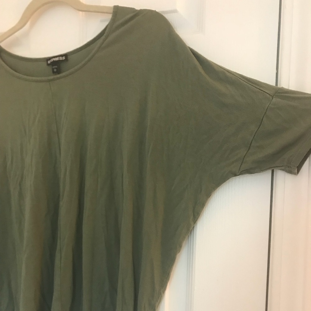 Express Green Top - Picture 2 of 4